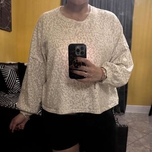 Oversize cropped sweatshirt